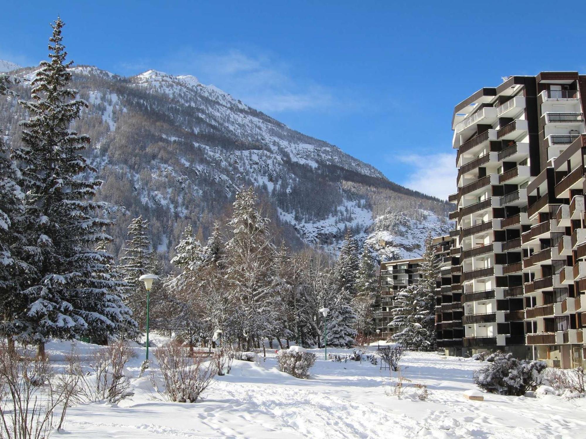 Appartement Cosy 2 Pieces, 6 Couchages, Proche Pistes Et Commerces, Parking Inclus - La Salle-Les-Alpes - Fr-1-330F-88 塞尔舍瓦利埃 外观 照片